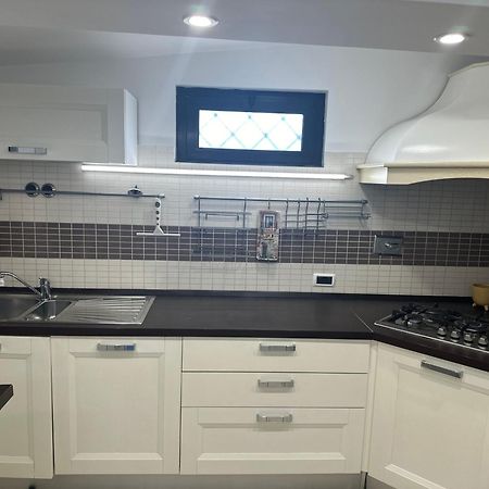 Peter House Apartment Fiumicino Ngoại thất bức ảnh